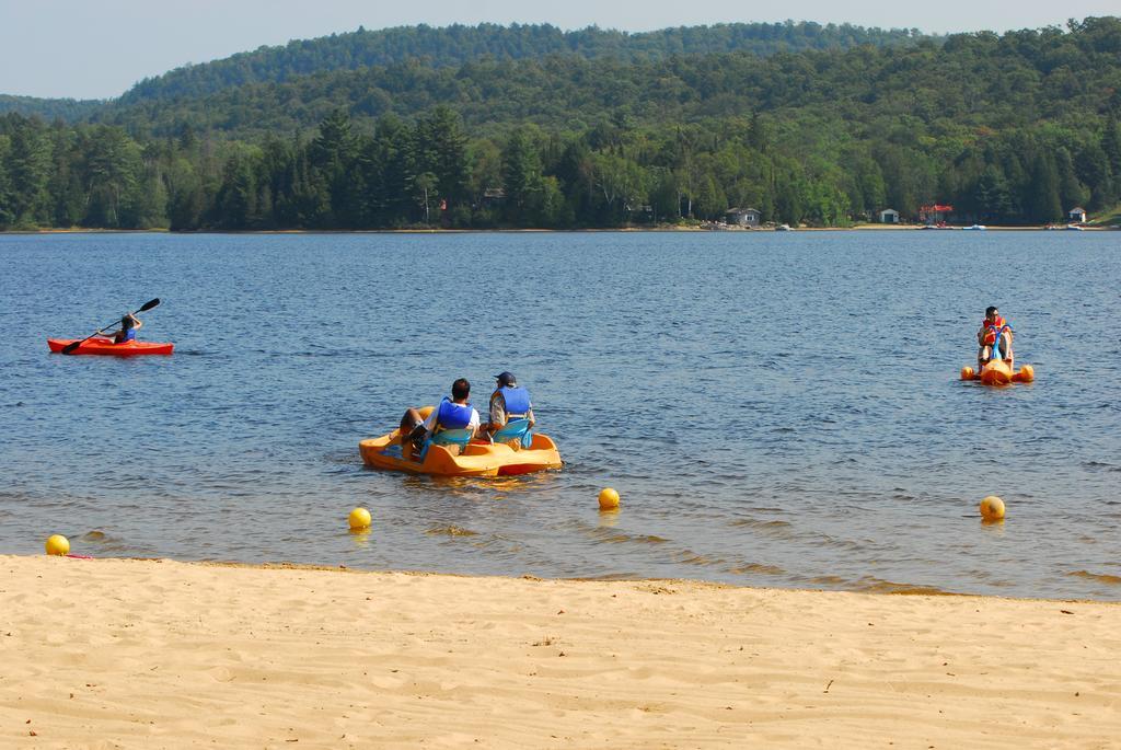 The Pines Cottage Resort Oxtongue Lake エクステリア 写真